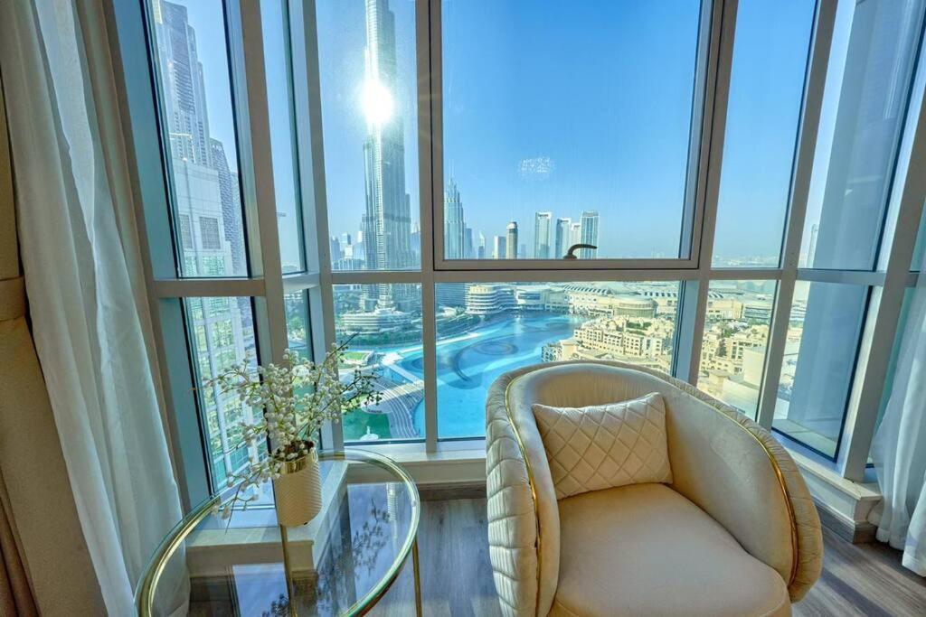 Ferienwohnung Magnificent Luxury 3Br With Amazing Burj & Fountain View Dubai Exterior foto