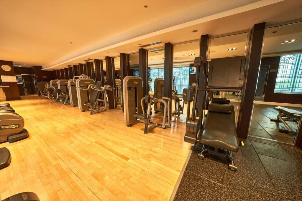 Ferienwohnung Magnificent Luxury 3Br With Amazing Burj & Fountain View Dubai Exterior foto